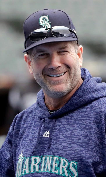 Edgar Martinez moves into hitting adviser role with Mariners